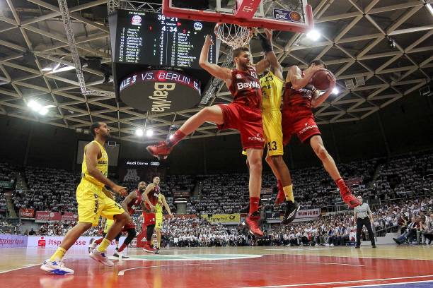 更看中他作 更看中他作